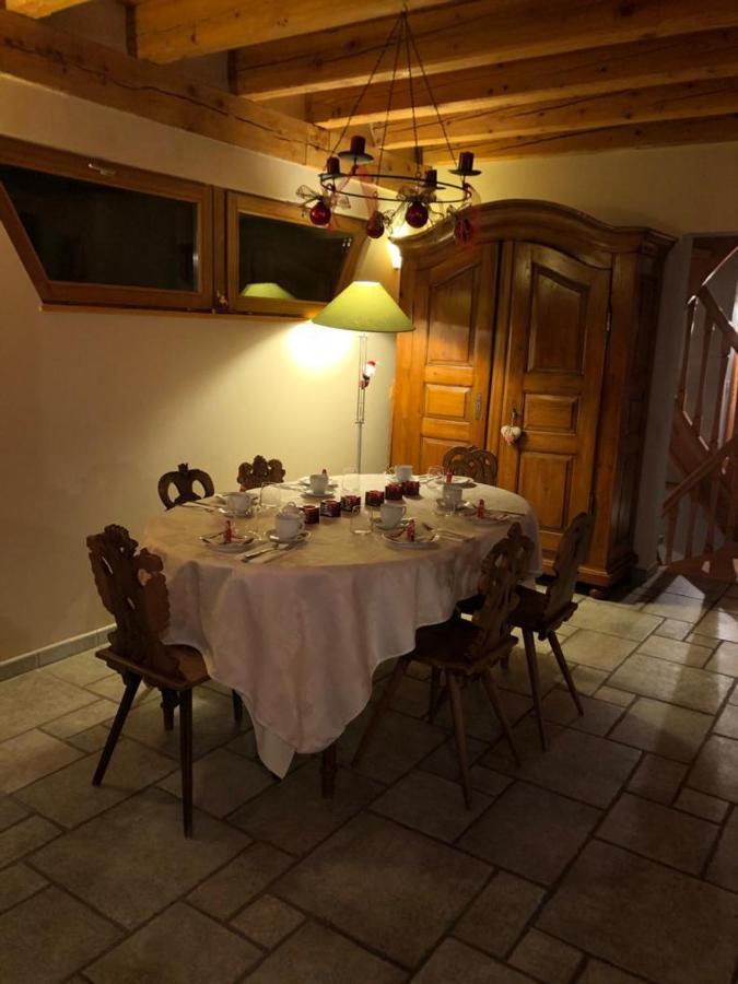 La Maison Rouge 奥斯泰姆 外观 照片