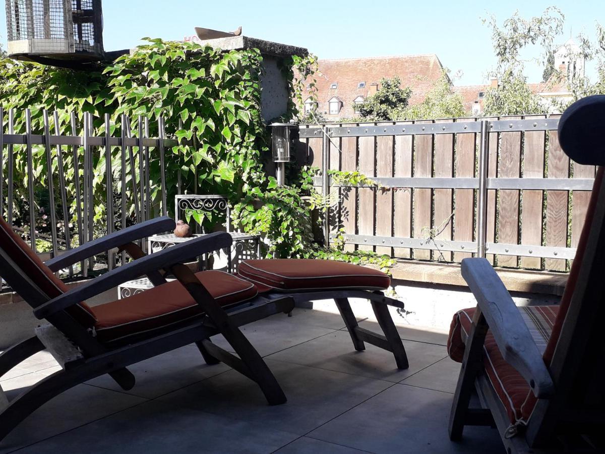 La Maison Rouge 奥斯泰姆 外观 照片